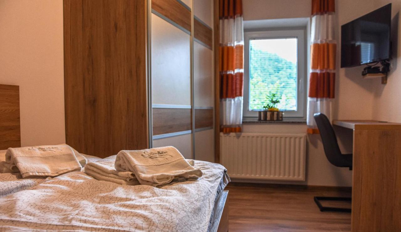 Hisa Bohinc Z Wellnessom Tolmin